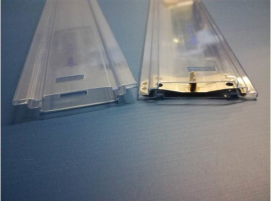 IC SMT를 패키징하기 위한 클리어 색상 PVC / PC ESD 반대 정압관